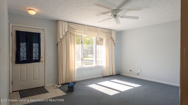 1500 Pierce Road, Lansing, MI 48910