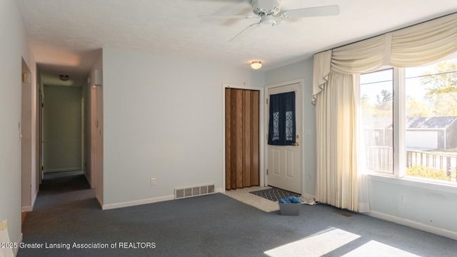 1500 Pierce Road, Lansing, MI 48910