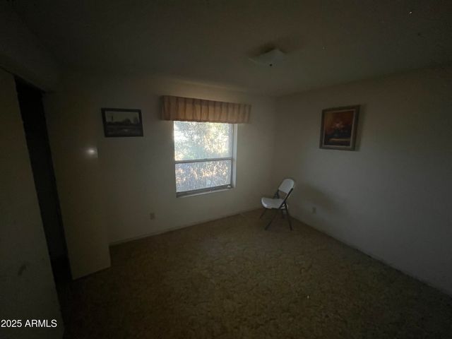 709 N LINDEN Circle, Mesa, AZ 85203