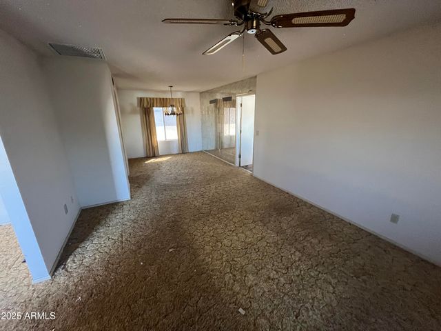 709 N LINDEN Circle, Mesa, AZ 85203