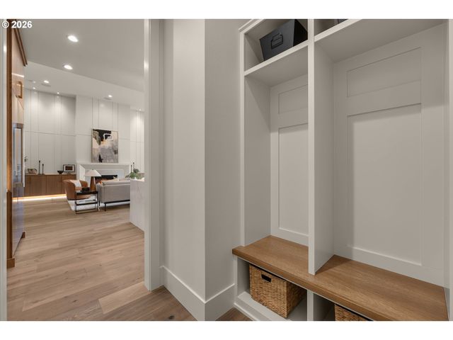 1905 Nw 123RD St, Vancouver, WA 98685