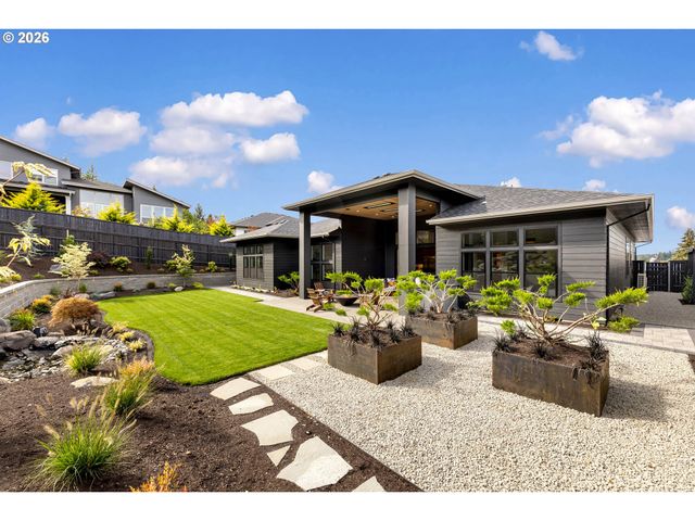 1905 Nw 123RD St, Vancouver, WA 98685