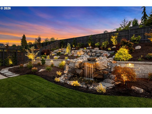 1905 Nw 123RD St, Vancouver, WA 98685