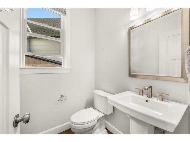 15937 Se CHERRY BLOSSOM Way, Happy Valley, OR 97015