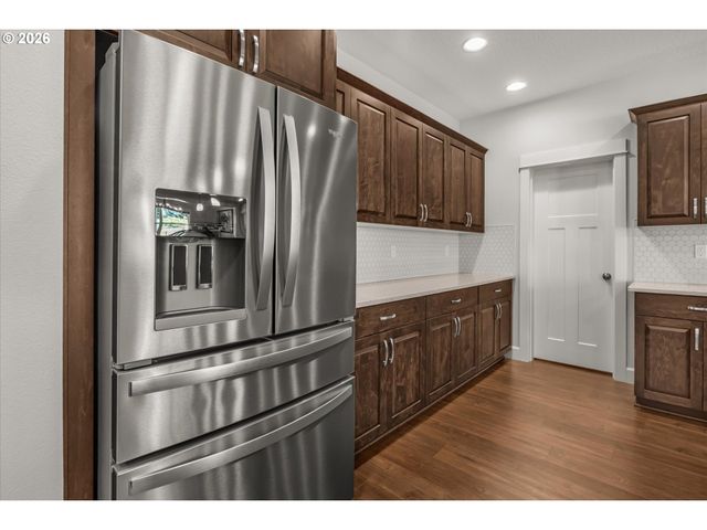 15937 Se CHERRY BLOSSOM Way, Happy Valley, OR 97015