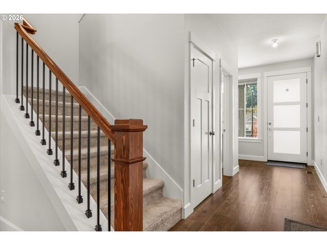 15937 Se CHERRY BLOSSOM Way, Happy Valley, OR 97015