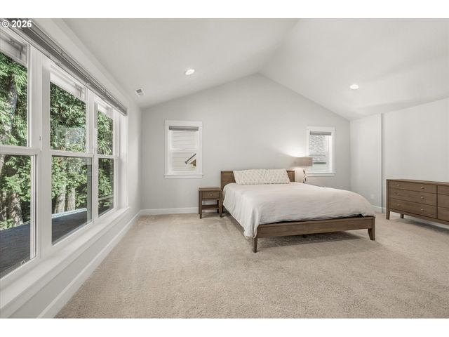 15937 Se CHERRY BLOSSOM Way, Happy Valley, OR 97015