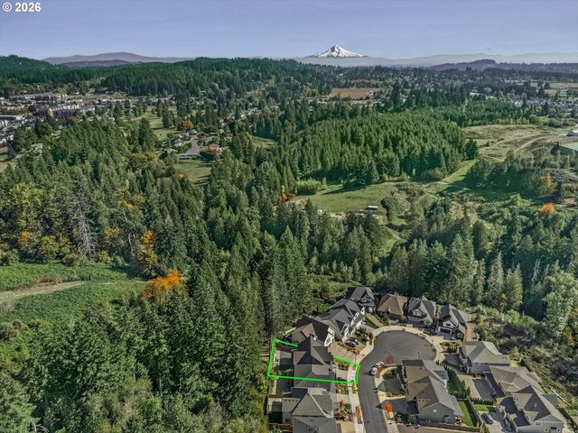 15937 Se CHERRY BLOSSOM Way, Happy Valley, OR 97015
