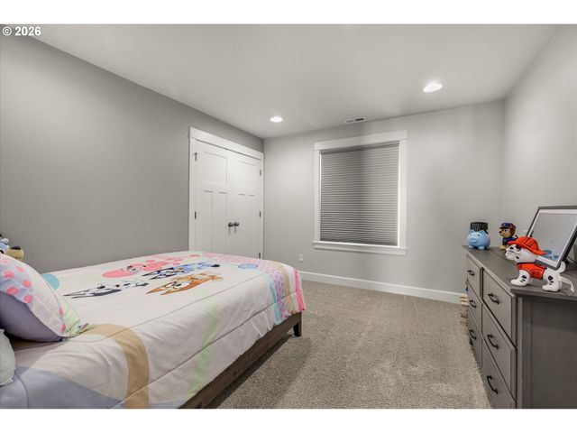 15937 Se CHERRY BLOSSOM Way, Happy Valley, OR 97015