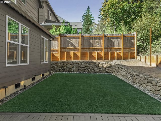 15937 Se CHERRY BLOSSOM Way, Happy Valley, OR 97015