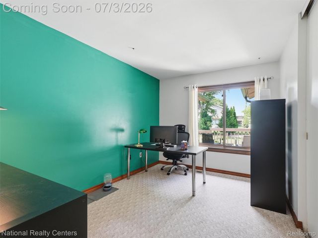 40368 Village Wood Road, Novi, MI 48375