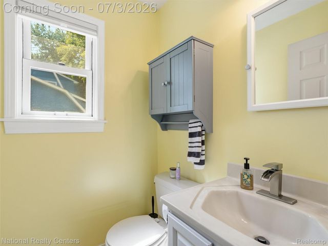 40368 Village Wood Road, Novi, MI 48375