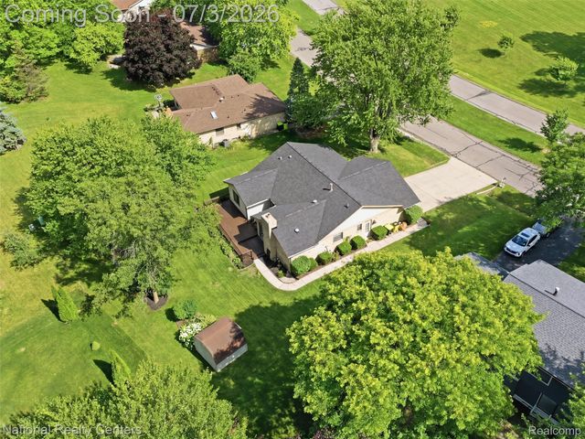 40368 Village Wood Road, Novi, MI 48375