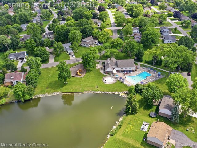 40368 Village Wood Road, Novi, MI 48375