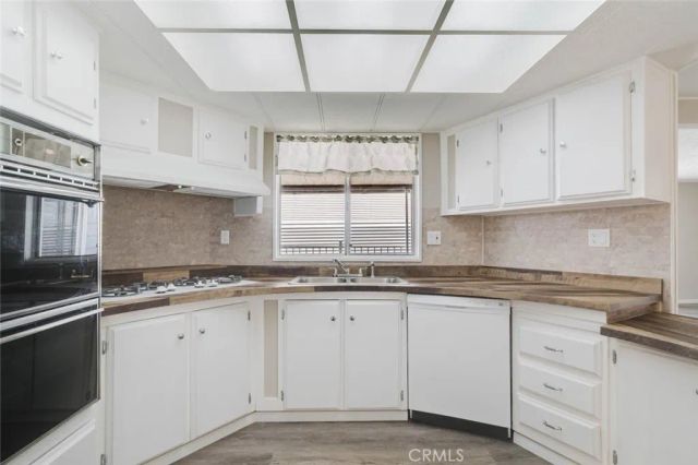 3800 Bradford 63, La Verne, CA 91750