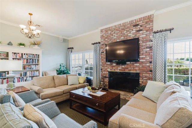 3800 Bradford 63, La Verne, CA 91750