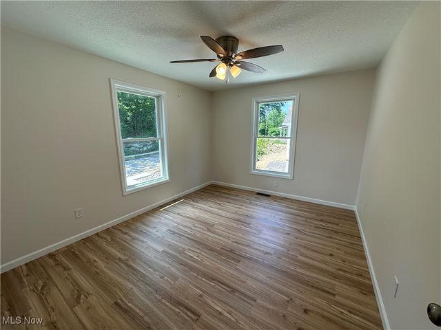 1008 Cliff View Street, Youngstown, OH 44502