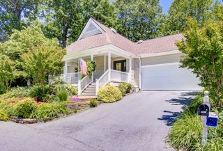 305 E High Point Lane, Hendersonville, NC 28791