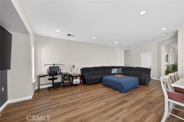 43684 Amazon, Hemet, CA 92544