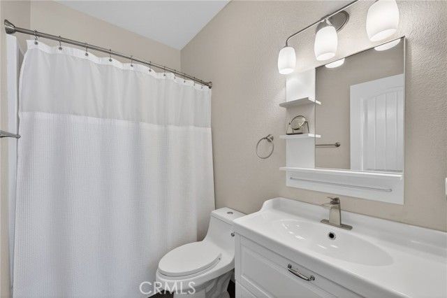 43684 Amazon, Hemet, CA 92544