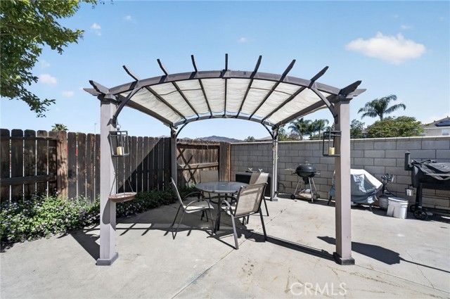 43684 Amazon, Hemet, CA 92544