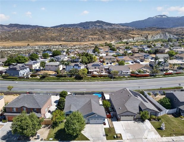 43684 Amazon, Hemet, CA 92544