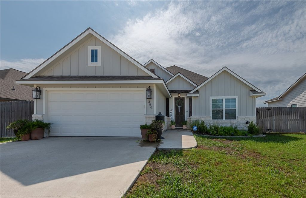 280 Brazos Bend, Snook, TX 77878 — exterior