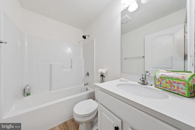 1063 WHITMER RD, Shenandoah Junction, WV 25442