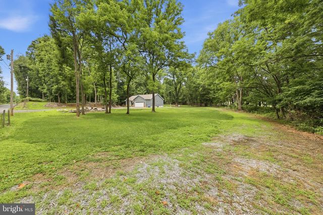 1063 WHITMER RD, Shenandoah Junction, WV 25442