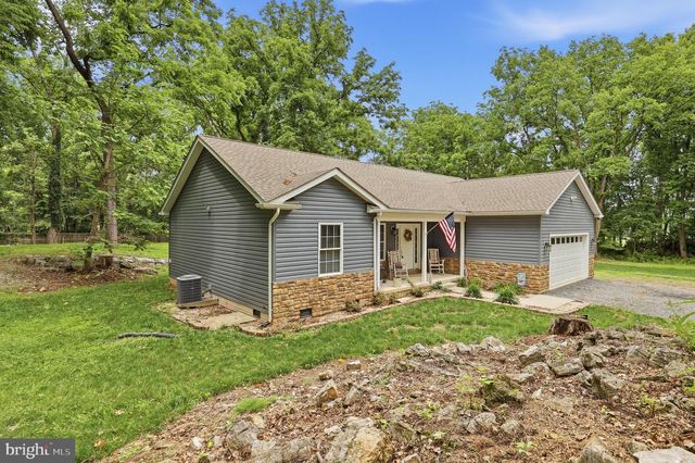 1063 WHITMER RD, Shenandoah Junction, WV 25442