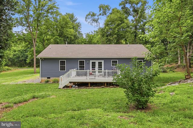 1063 WHITMER RD, Shenandoah Junction, WV 25442
