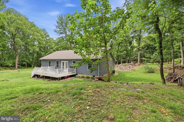 1063 WHITMER RD, Shenandoah Junction, WV 25442