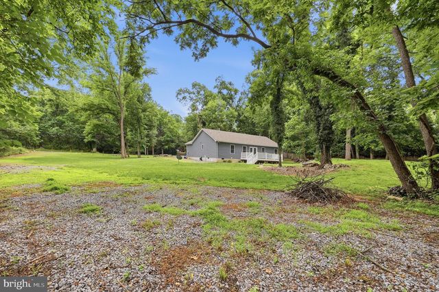 1063 WHITMER RD, Shenandoah Junction, WV 25442