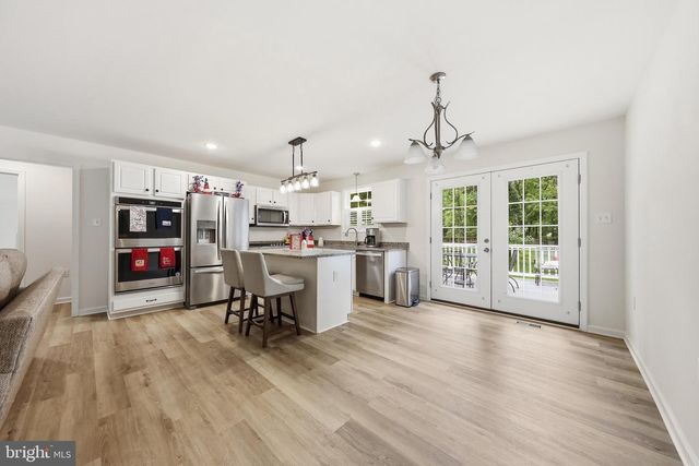 1063 WHITMER RD, Shenandoah Junction, WV 25442