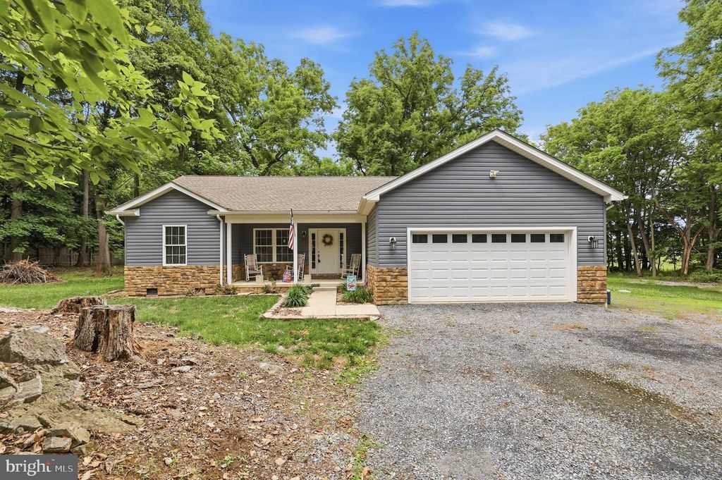 1063 WHITMER RD, Shenandoah Junction, WV 25442
