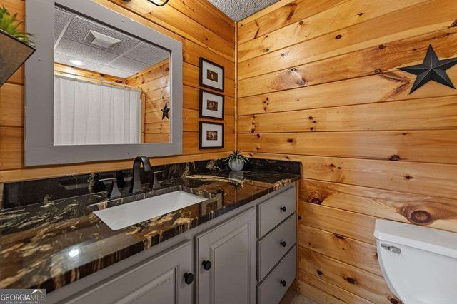 185 Austin Mountain Road, Copperhill, TN 37317