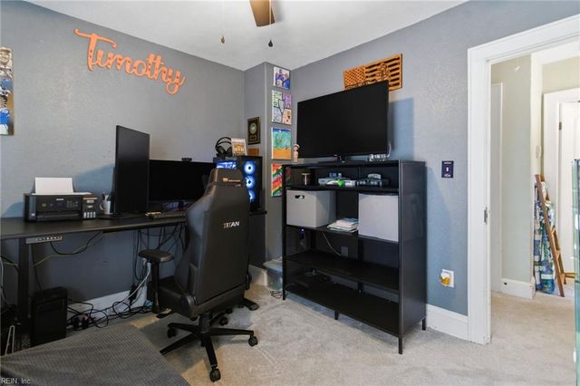 1421 Stewart ST, Chesapeake, VA 23324