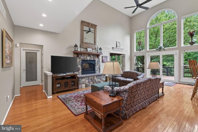 132 CHINABERRY LN, Collegeville, PA 19426