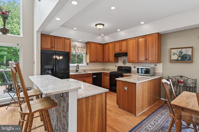 132 CHINABERRY LN, Collegeville, PA 19426