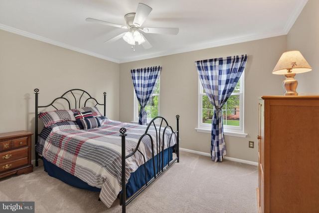 132 CHINABERRY LN, Collegeville, PA 19426