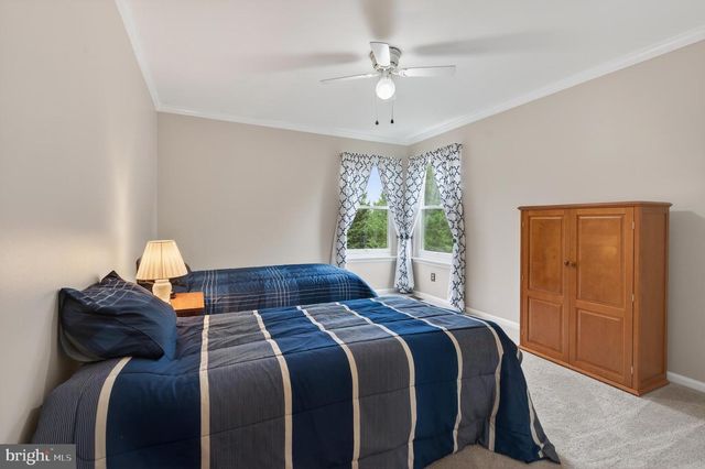 132 CHINABERRY LN, Collegeville, PA 19426