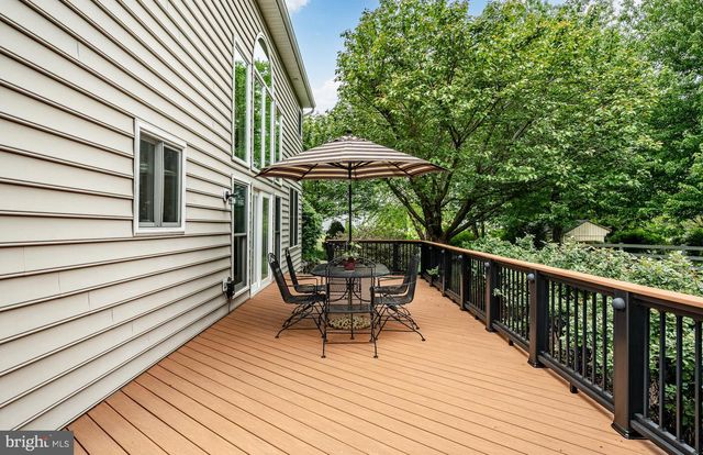 132 CHINABERRY LN, Collegeville, PA 19426