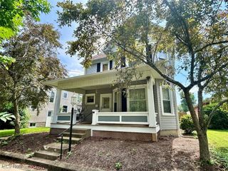 623 N 7th Street, Marietta, OH 45750