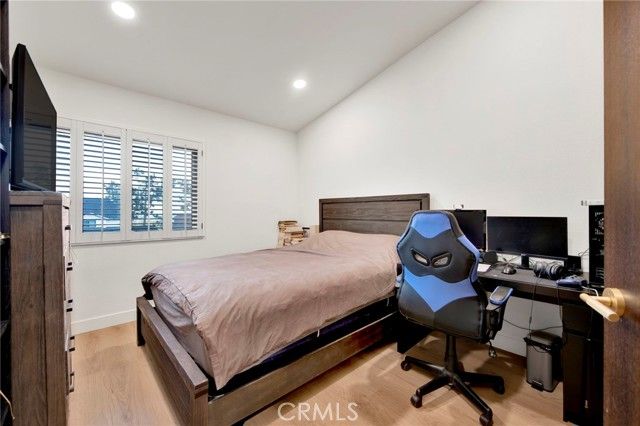 13043 Garris, Granada Hills (los Angeles), CA 91344