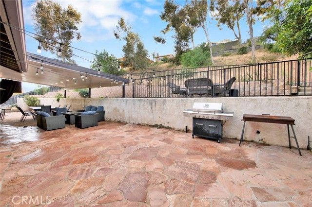 13043 Garris, Granada Hills (los Angeles), CA 91344