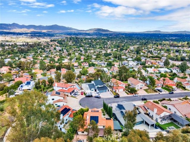 13043 Garris, Granada Hills (los Angeles), CA 91344