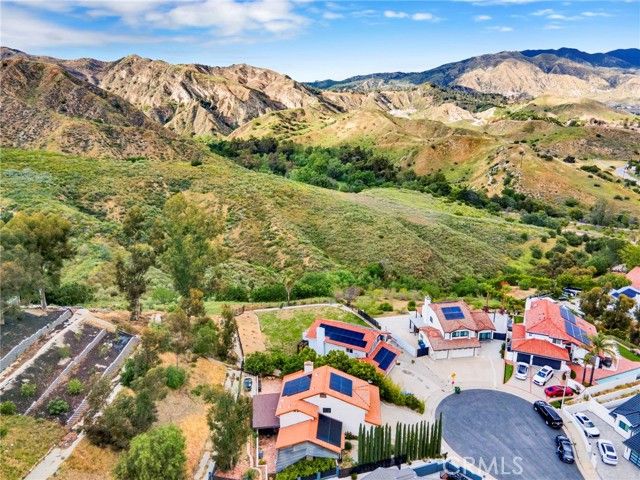 13043 Garris, Granada Hills (los Angeles), CA 91344