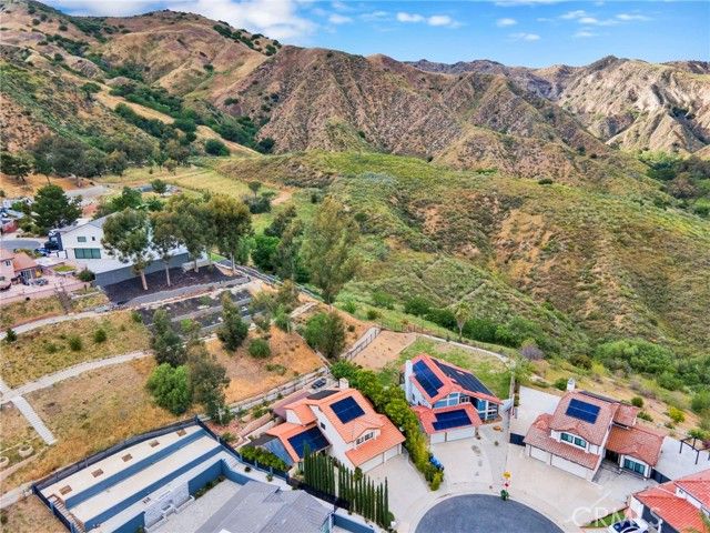 13043 Garris, Granada Hills (los Angeles), CA 91344