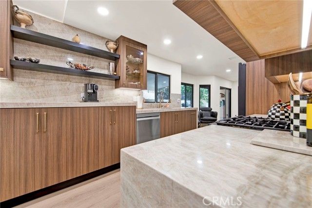 13043 Garris, Granada Hills (los Angeles), CA 91344