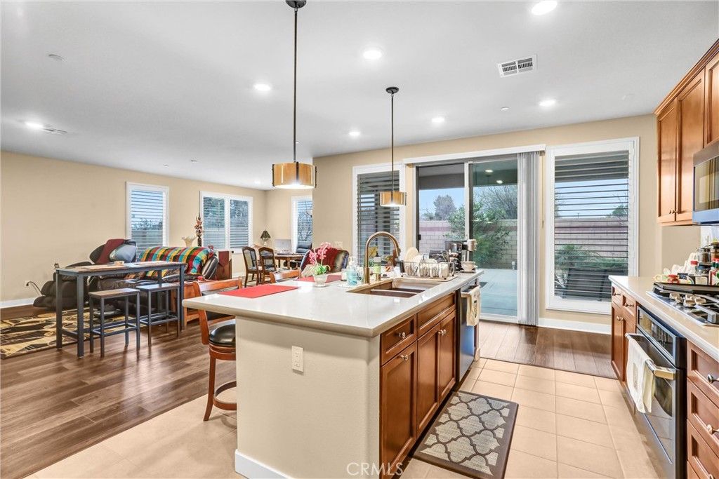 Image 9 of property listing at 1587 Milky, Beaumont, CA 92223